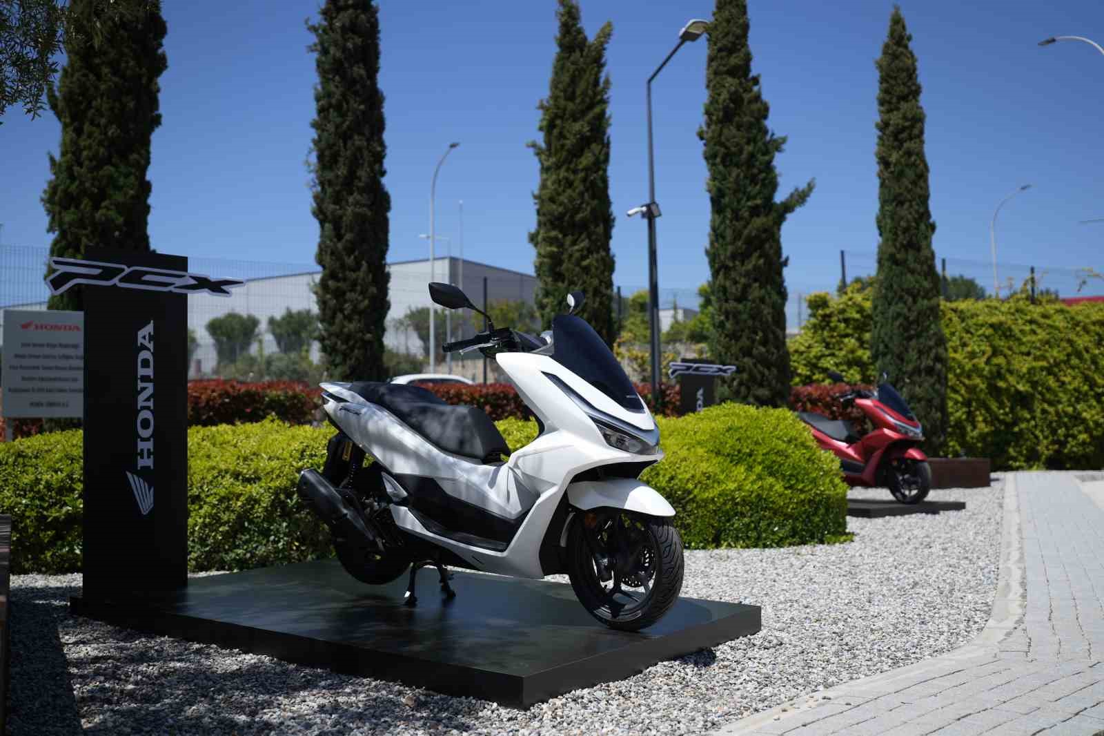 Honda Türkiye’den dev yatırım: Aliağa’da motosiklet fabrikası üretime başladı
