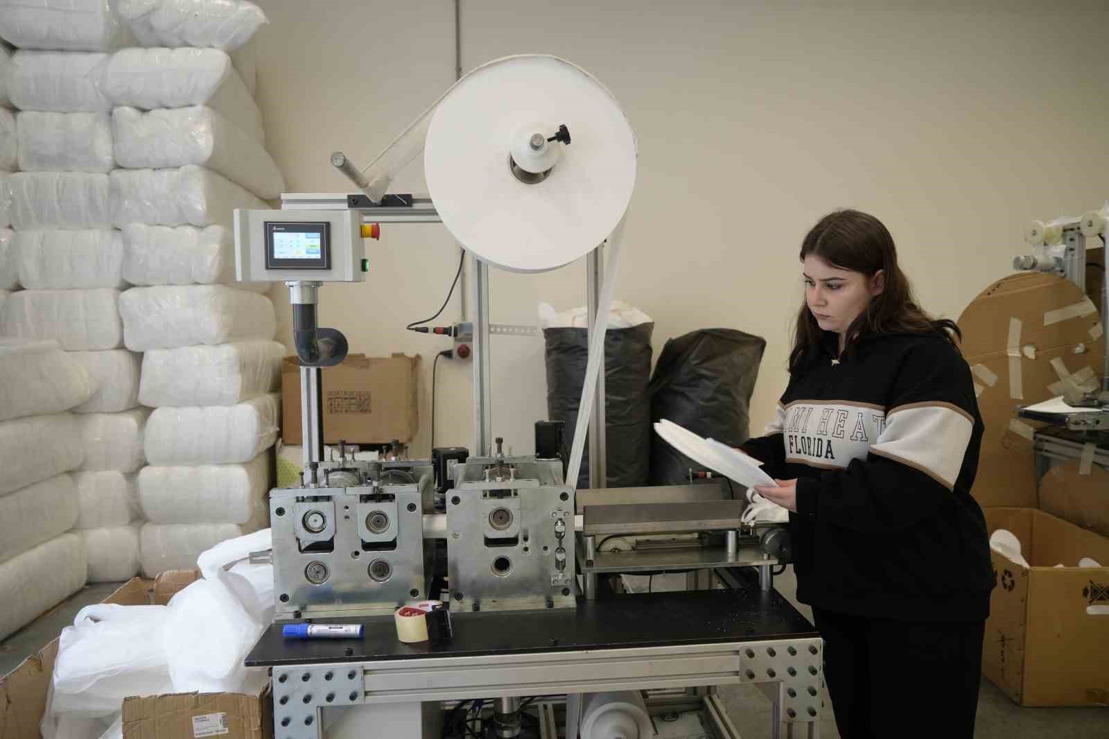 Hürmüz krizi, otel terliği üreticilerini de vurdu
