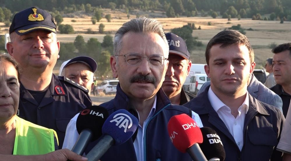 Hüseyin Aksoy, kesintisiz 25 yıllık valilik görevini noktaladı
