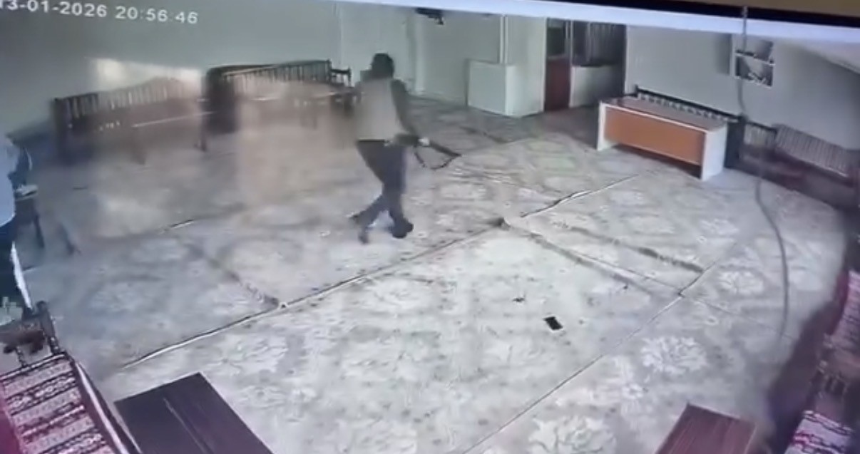 Husumetlisinin silahlı saldırısında hayatını kaybetmişti: O anlar güvenlik kamerasına yansıdı
