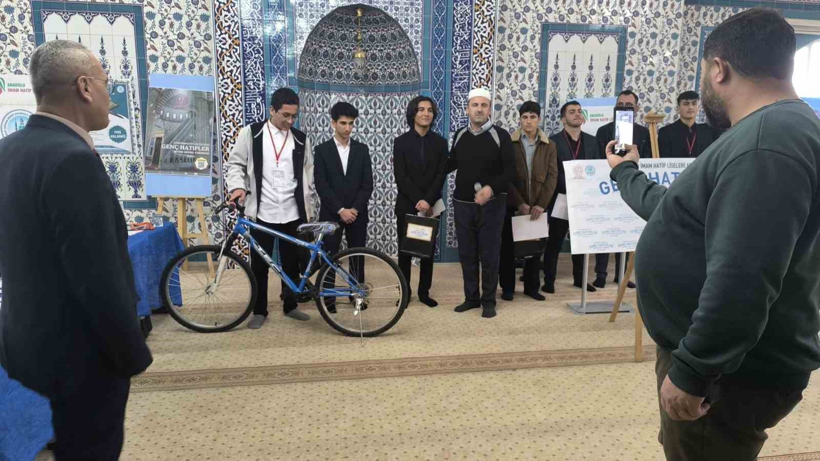 Hutbe Okuma Yarışması Aydın il birincisi Dilmaç oldu
