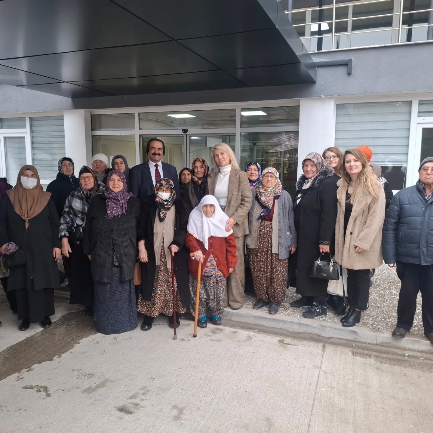 Huzurevi sakinleri için düzenlenen konserler sürüyor
