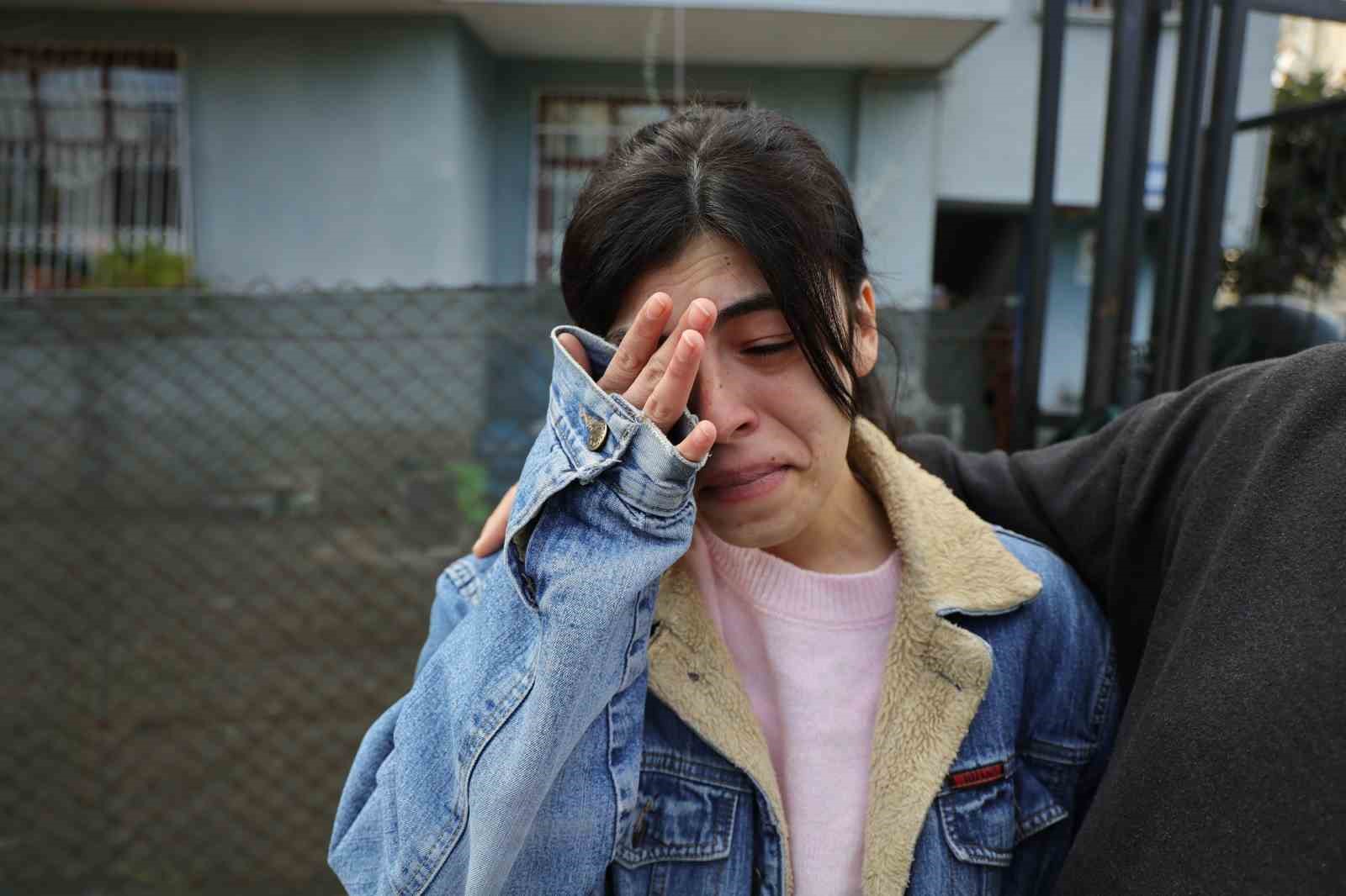 "IBAN" mağduru Özlem’in babası: "Kimse, kimseye IBAN’ını vermesin"
