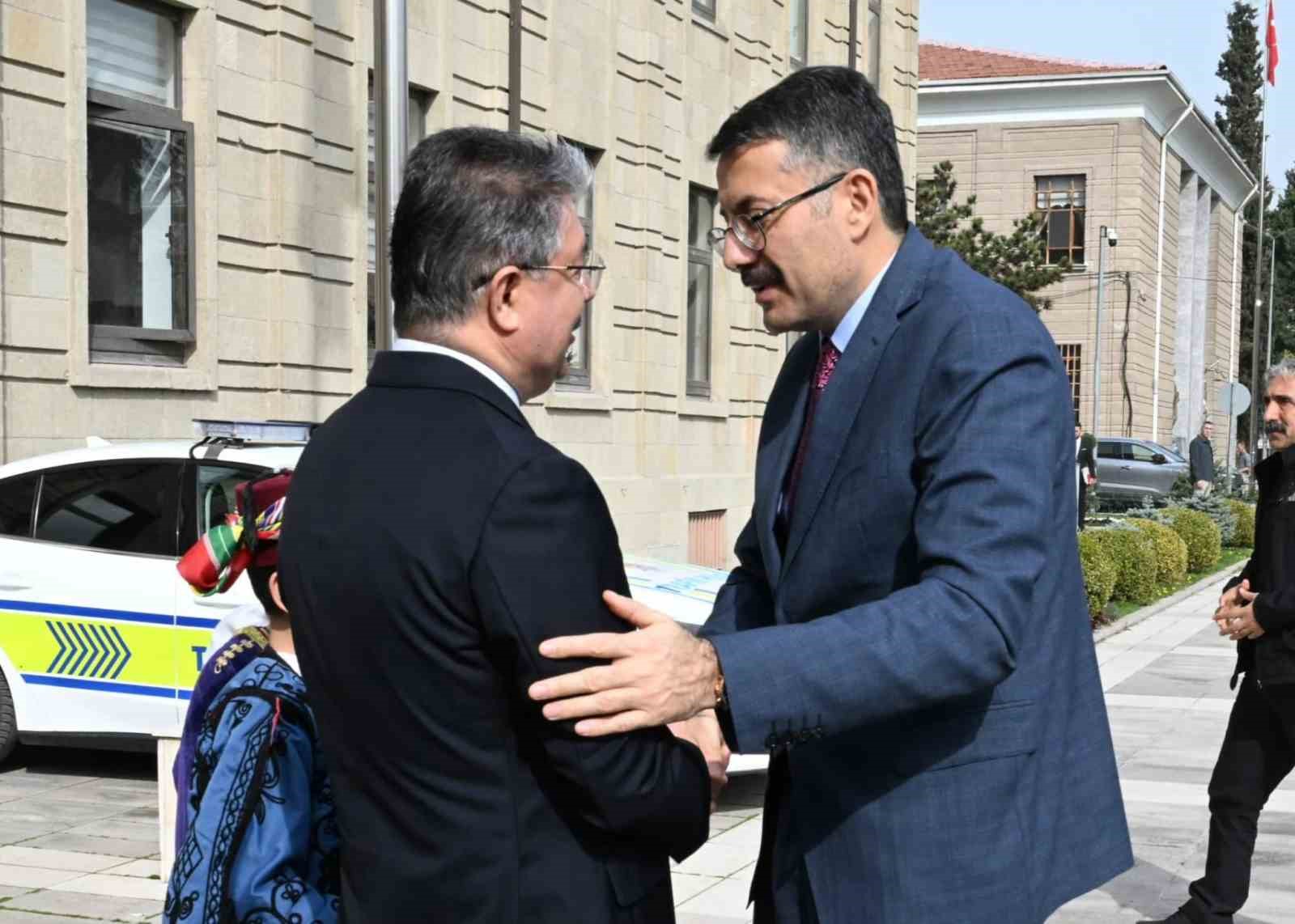 İçişleri Bakan Yardımcısı Çelik’ten Vali Yılmaz’a ziyaret
