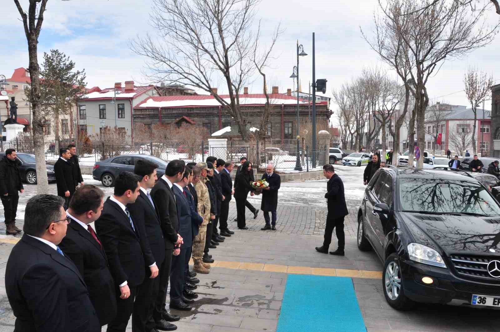 İçişleri Bakan Yardımcısı Sağlam: "Suç işleyen ne Türkiye’de ne de Avrupa’da elini kolunu sallayarak gezemeyecek"
