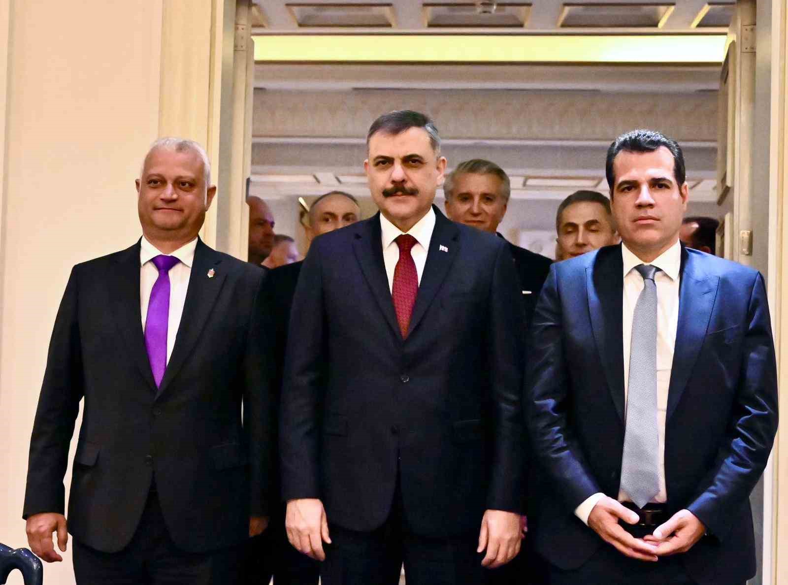 İçişleri Bakanı Çiftçi, Atina’da
