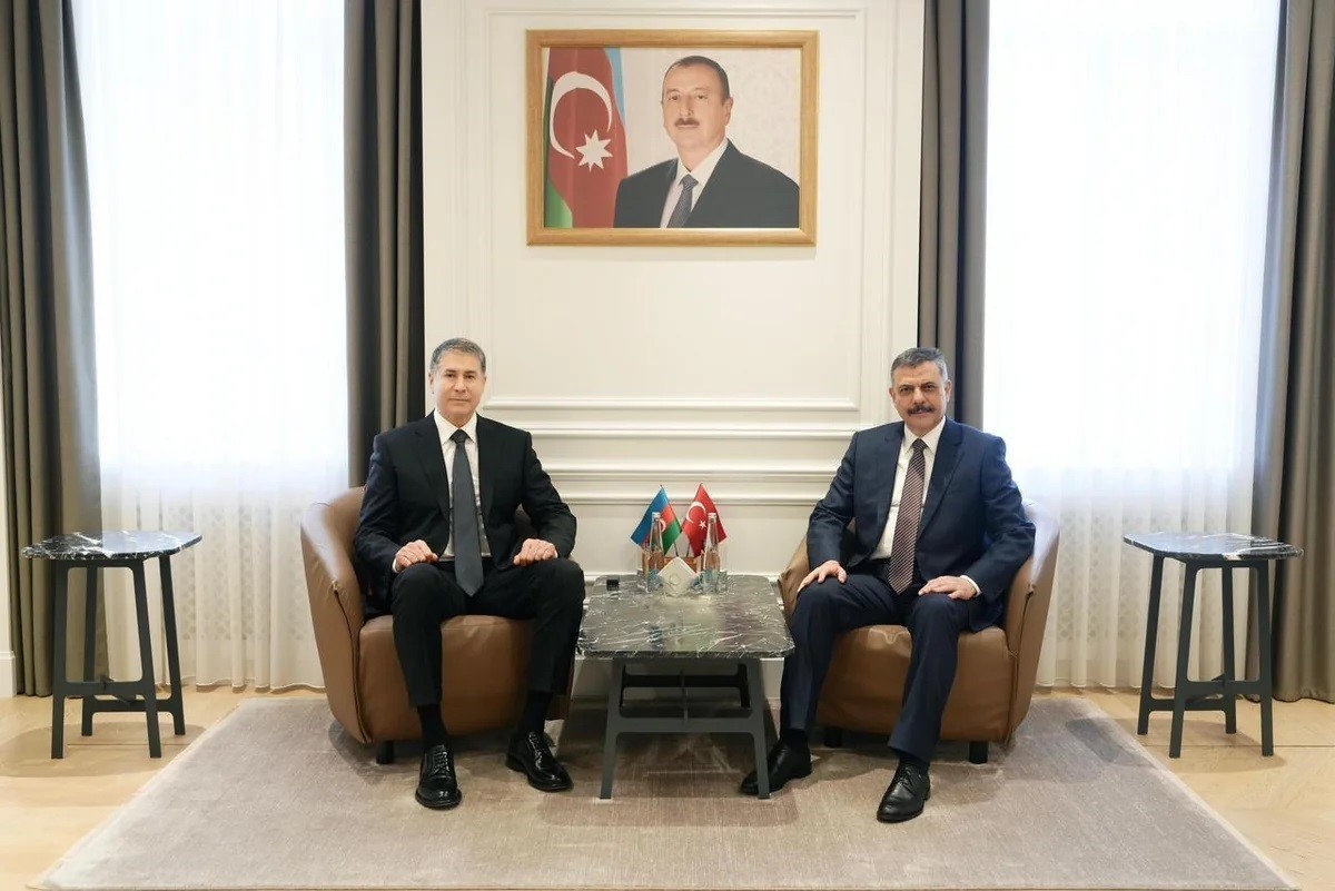 İçişleri Bakanı Çiftçi, Azerbaycanlı mevkidaşı Eyvazov ile bir araya geldi
