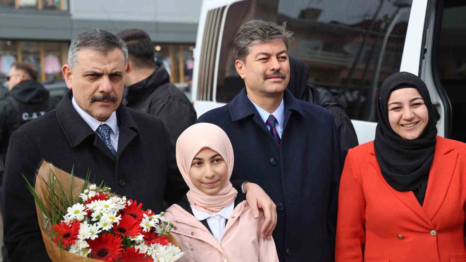 İçişleri Bakanı Çiftçi: "Herkes endişe içerisindeyken bizim öyle bir tasamız yok, başımızda bir dünya lideri var"
