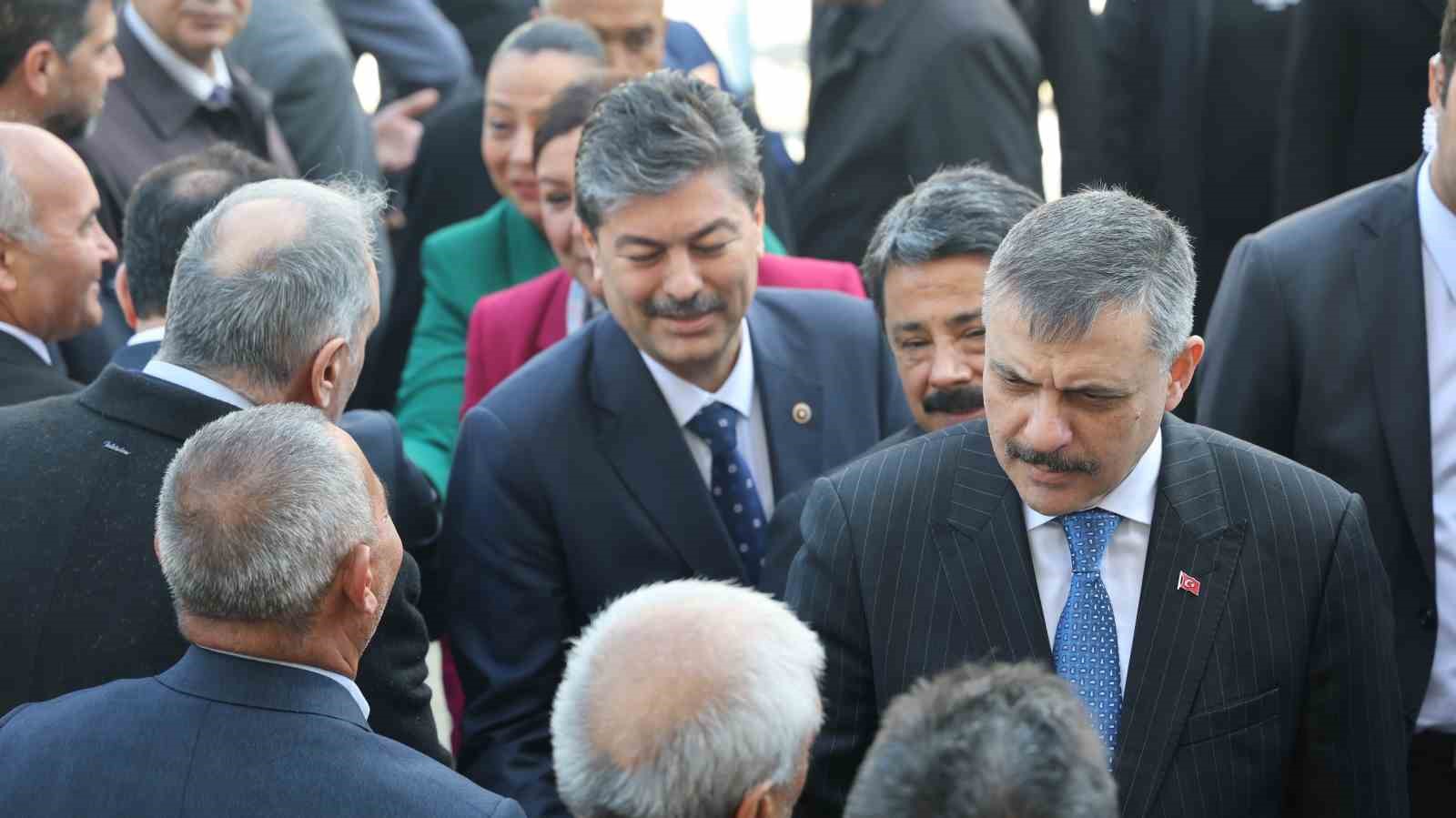 İçişleri Bakanı Çiftçi: "Vatandaşın huzurunu bozan yapılarla mücadele sürecek"
