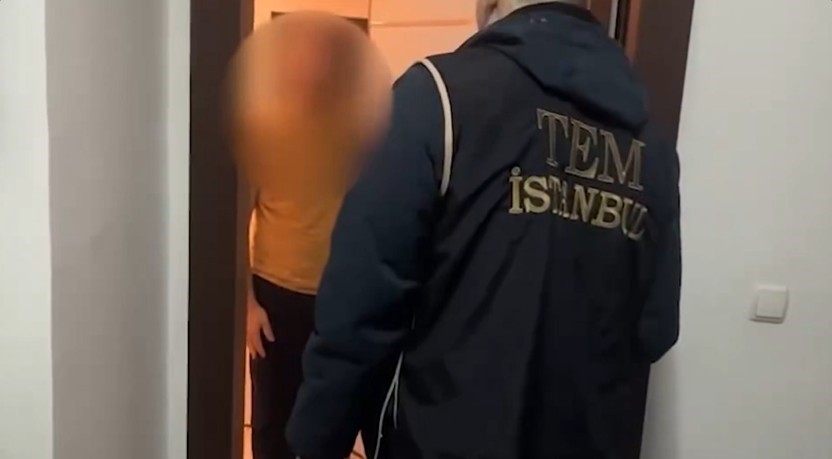 İçişleri Bakanlığı: "FETÖ terör örgütüne yönelik tarafından düzenlenen operasyonlarımızda; 298 şüpheli yakalandı"
İçişleri Bakanlığı: "FETÖ terör örgütüne yönelik tarafından düzenlenen operasyonlarımızda; 298 şüpheli yakalandı"