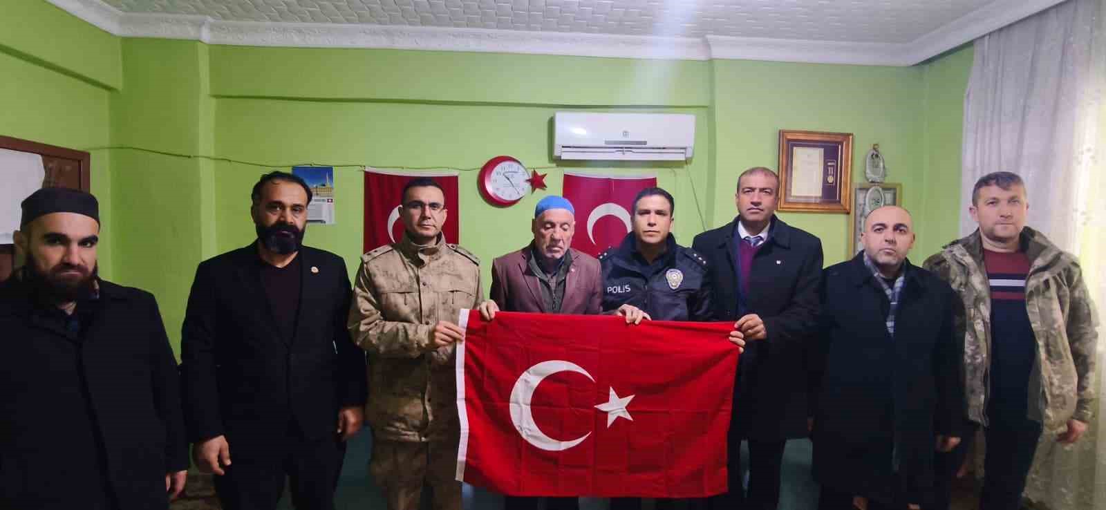 İdlib şehidi Sason’da dualarla anıldı
