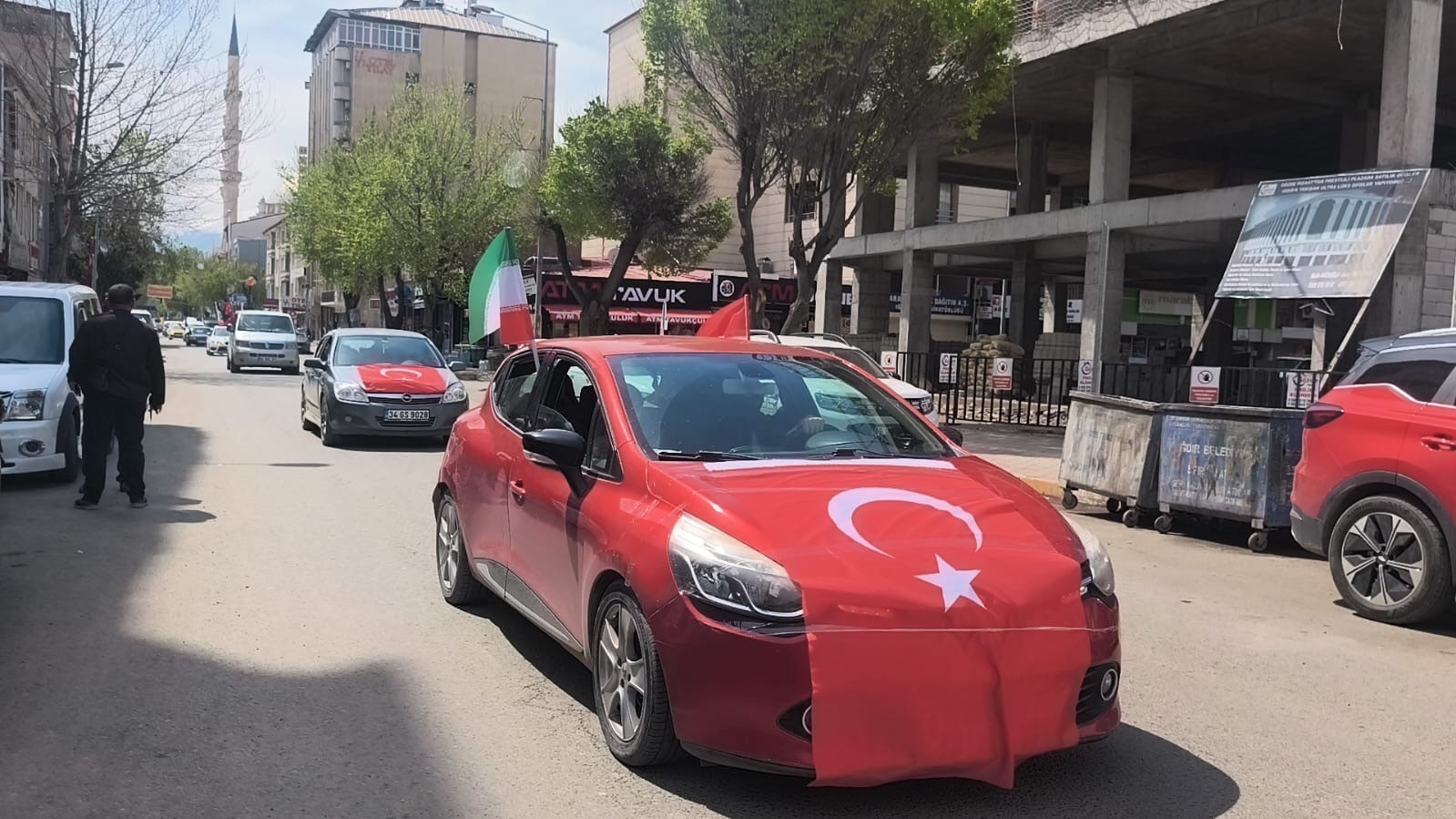 Iğdır’da 500 araçlık konvoyla "Zalimin Karşısındayız" mesajı
