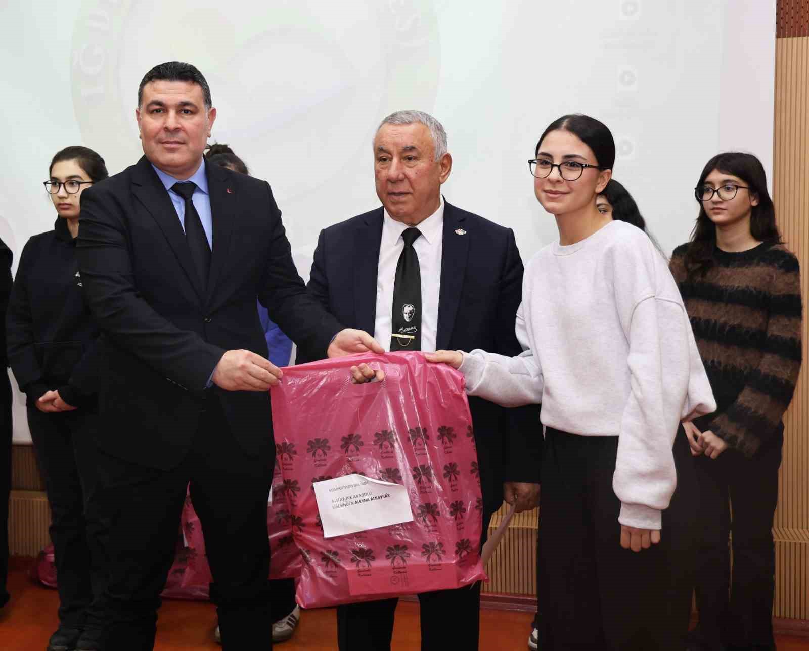 Iğdır’da Hocalı şehitleri 34’ncü yılında anıldı
