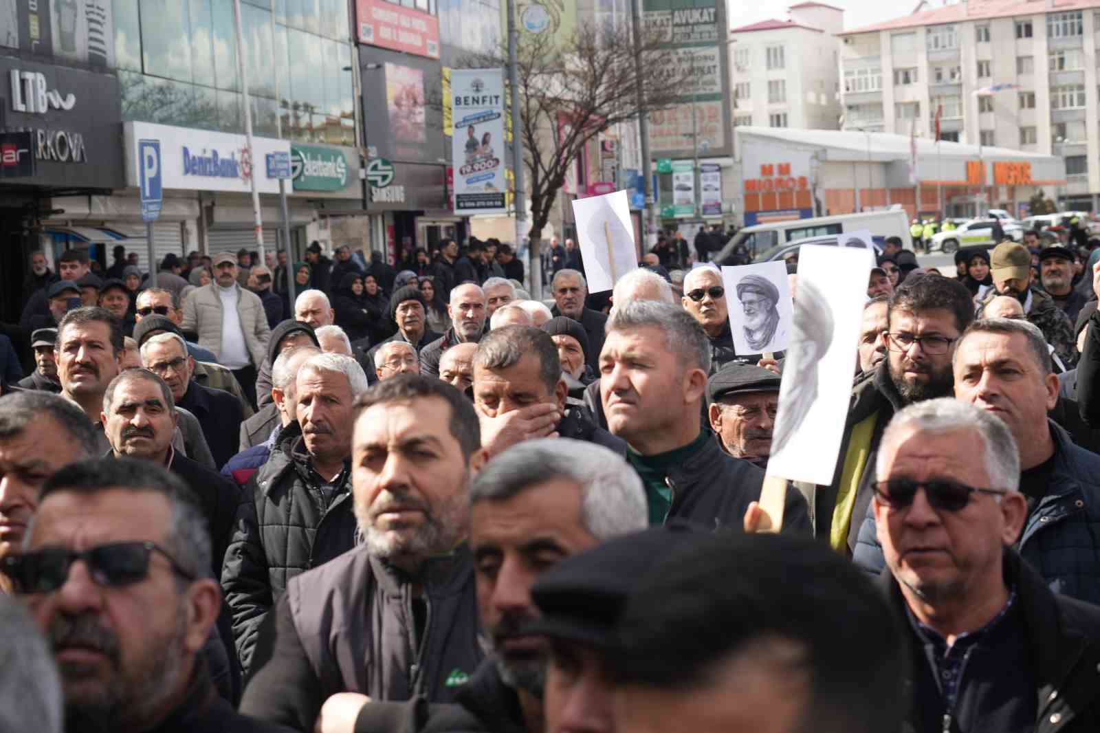 Iğdır’da İran’a yönelik saldırılara tepki
