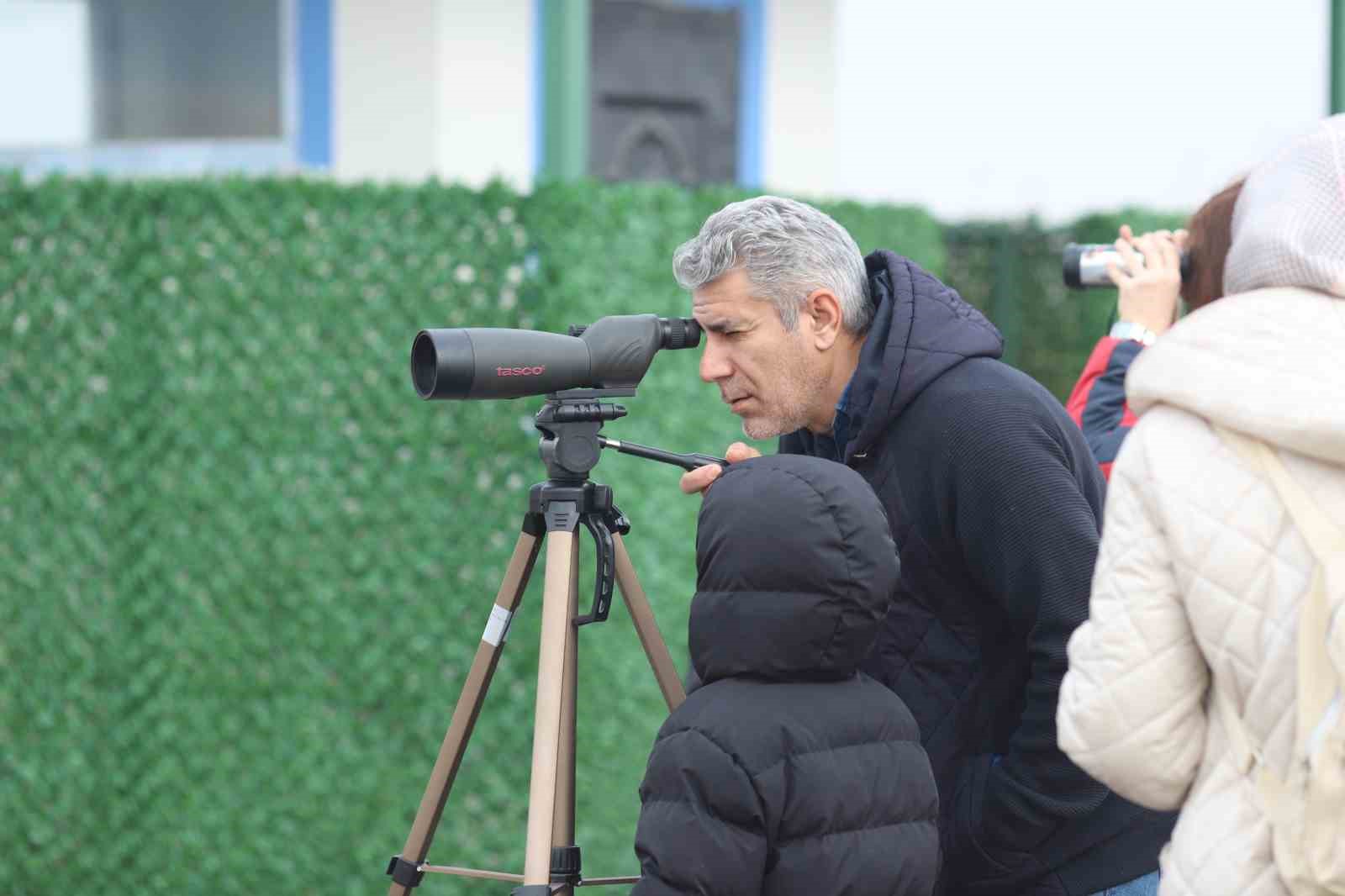 Iğdır’da kuşlar için yemleme ve gözlem etkinliği
