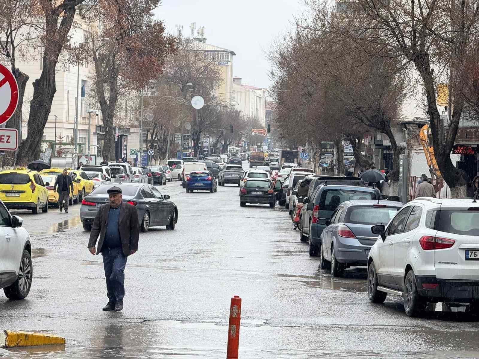 Iğdır’da yağmur etkili oluyor
