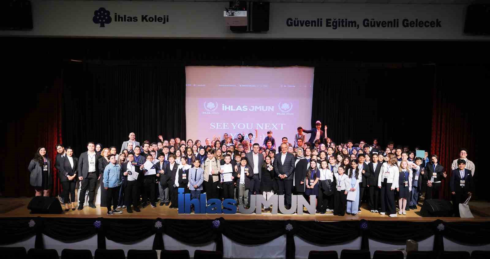 İhlas Jmun’26 Konferansı’nda ‘Diplomaside Küresel Sorumluluk’ tartışıldı
