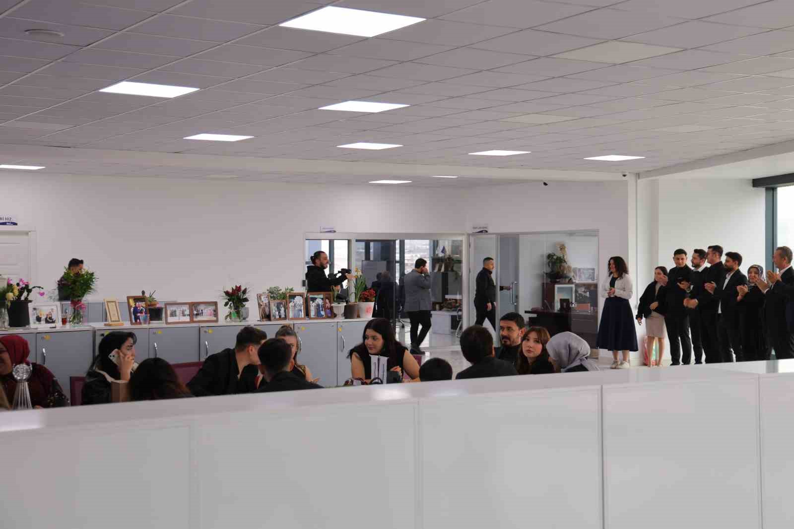 İhlas Pazarlama Kahramanmaraş’ta yeni hizmet binasını açtı, başarılı çalışanlara plaket verildi
