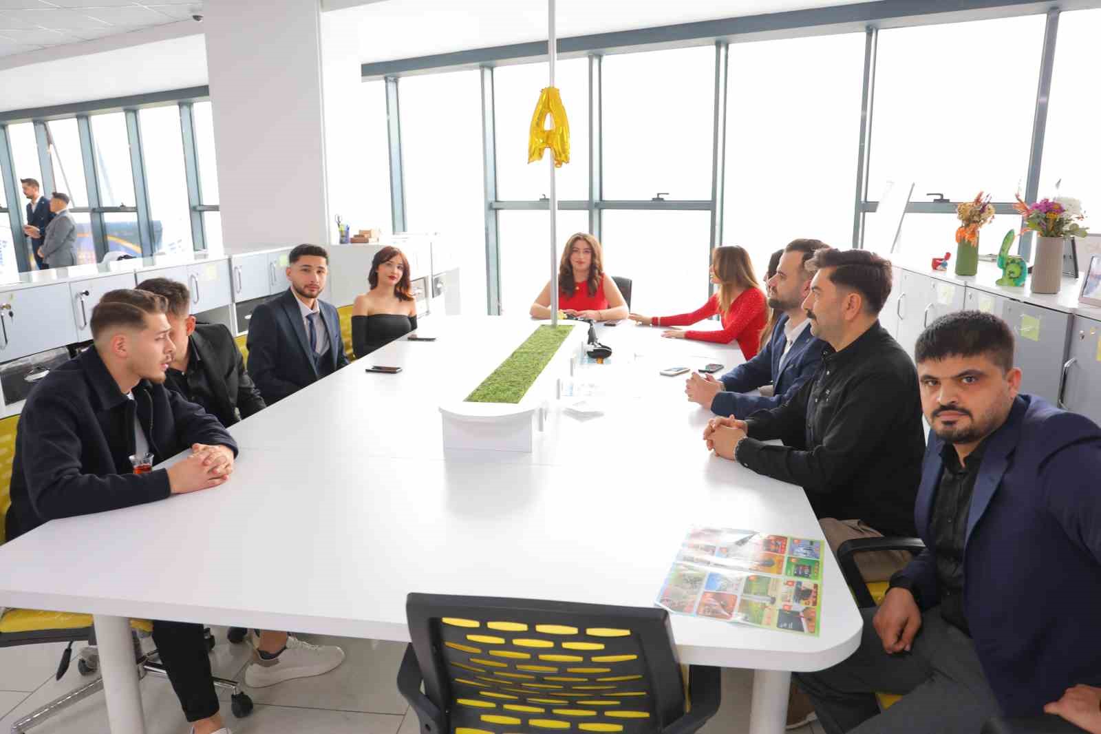 İhlas Pazarlama Kahramanmaraş’ta yeni hizmet binasını açtı, başarılı çalışanlara plaket verildi
