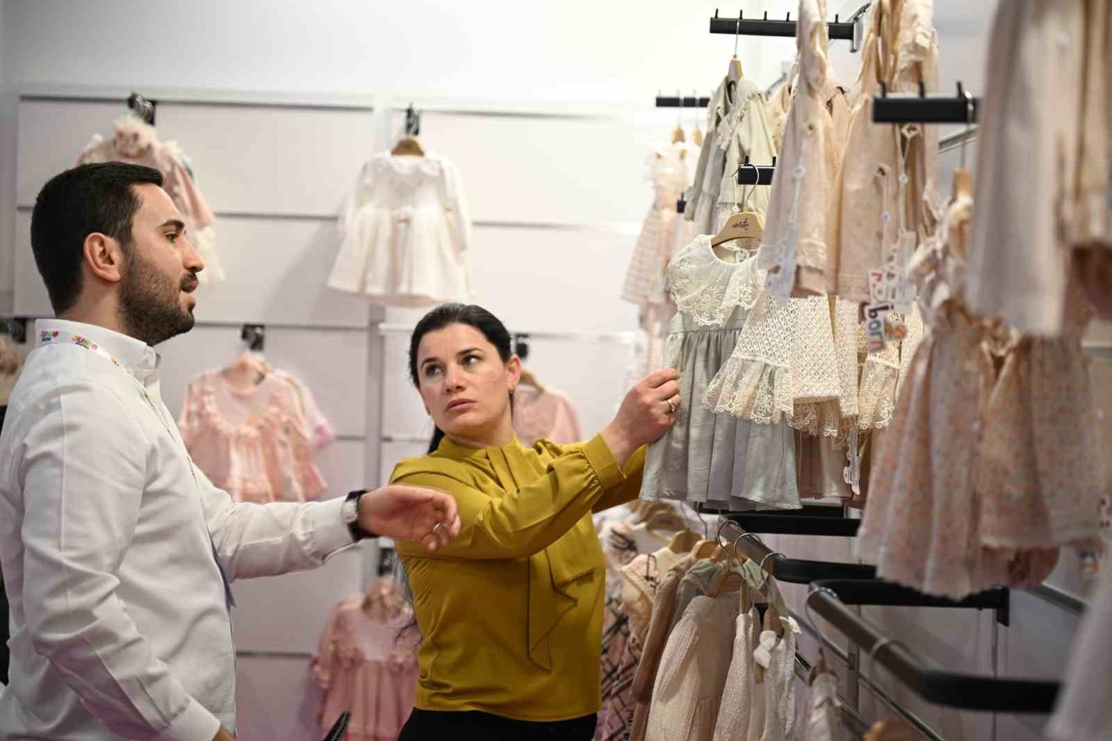 İhracat odaklı kalkınma hedeflerine KFA Fuarcılık imzası
İhracat odaklı kalkınma hedeflerine KFA Fuarcılık imzası