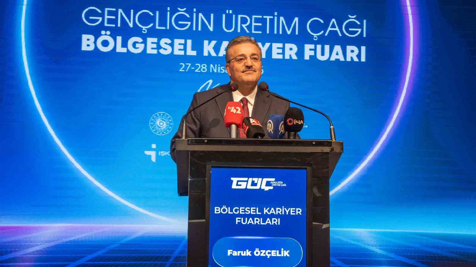 İKAF’26 ‘Gençliğin Üretim Çağı’ temasıyla kapılarını açtı
