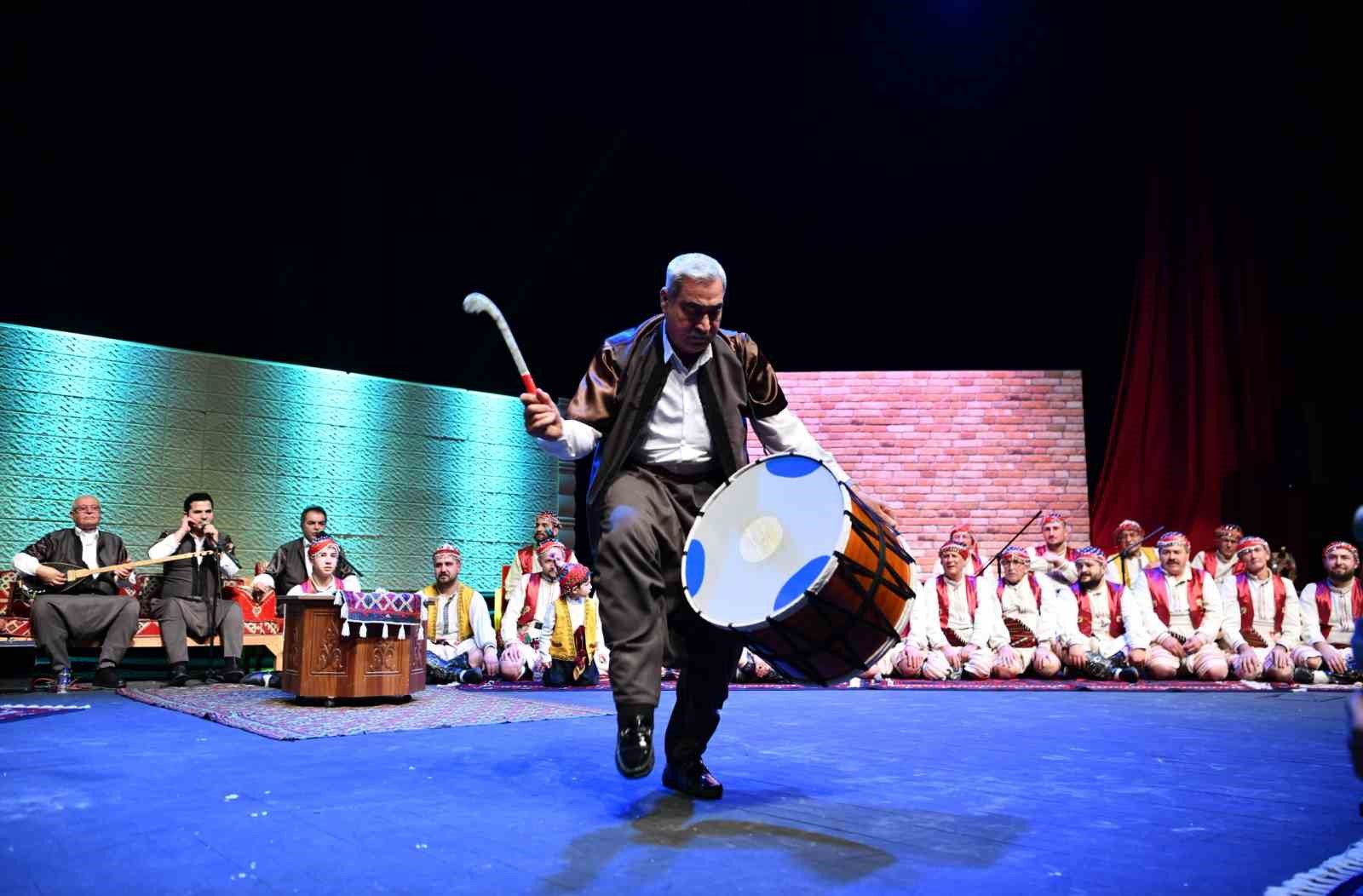 İki UNESCO geleneği dünyada ilk kez aynı sahnede
