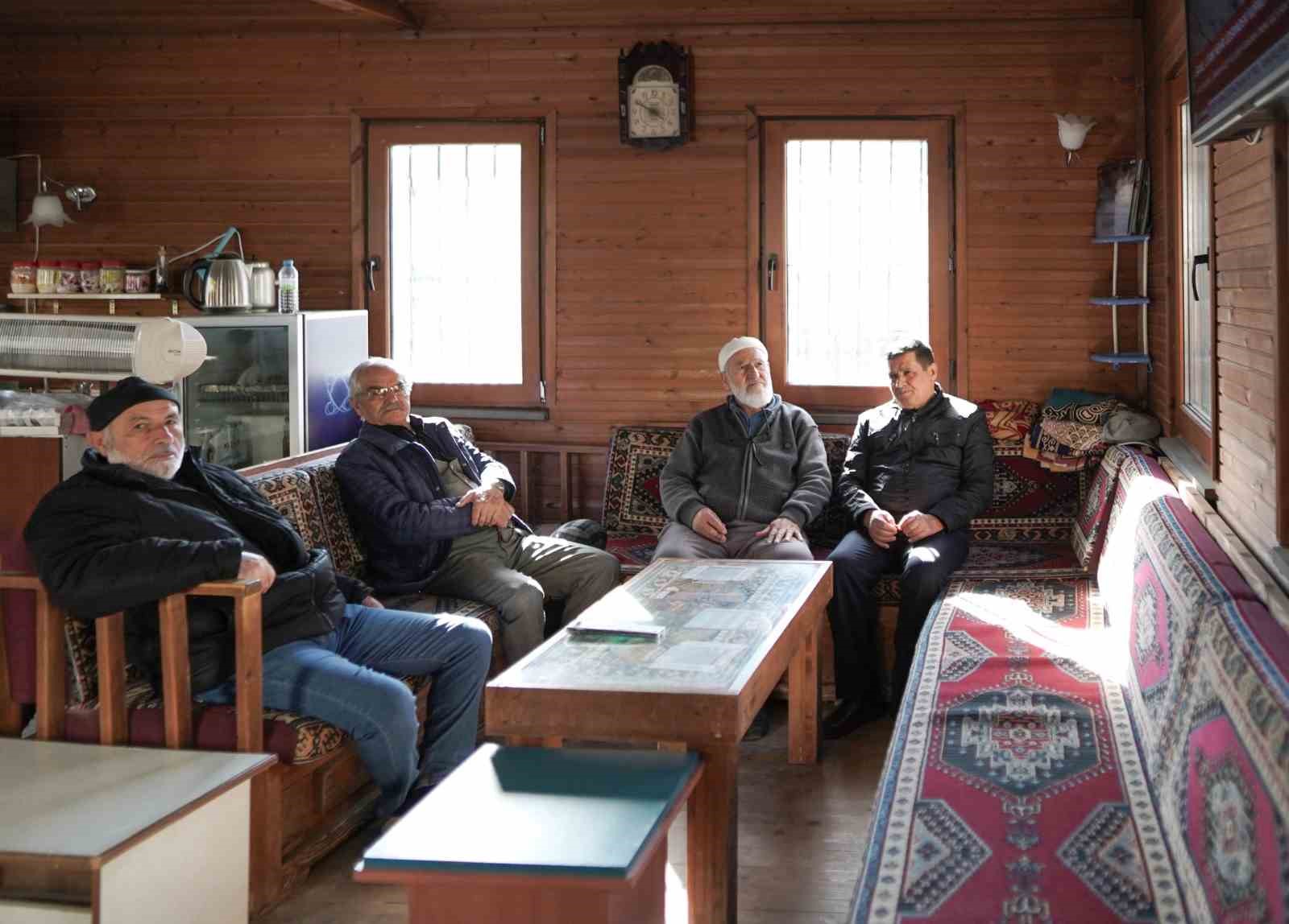 İkinci bahar evleri Ramazan ayında koca çınarlar için huzurun adresi oldu
İkinci bahar evleri Ramazan ayında koca çınarlar için huzurun adresi oldu