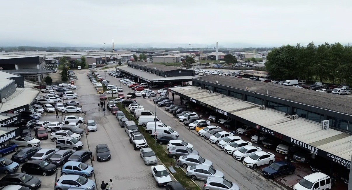 İkinci el araç piyasasında durgunluk yaşanıyor
