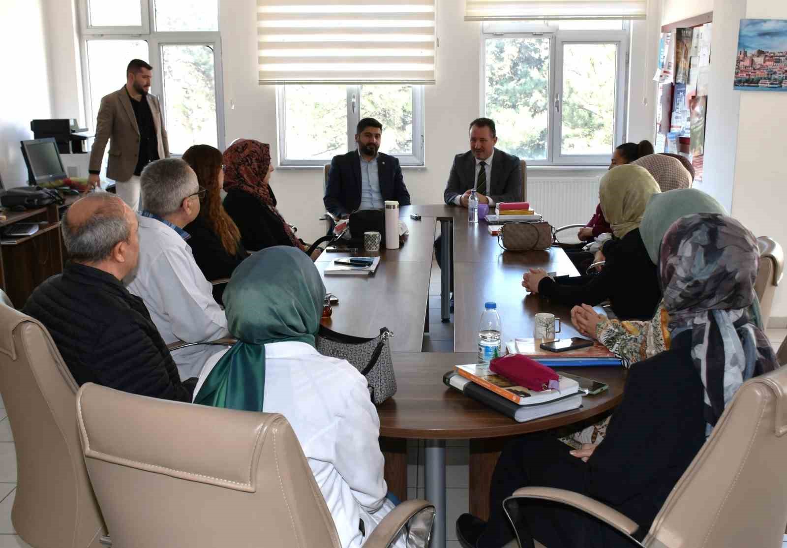 İl Müftüsü Dilek’ten öğretmenlere ziyaret
