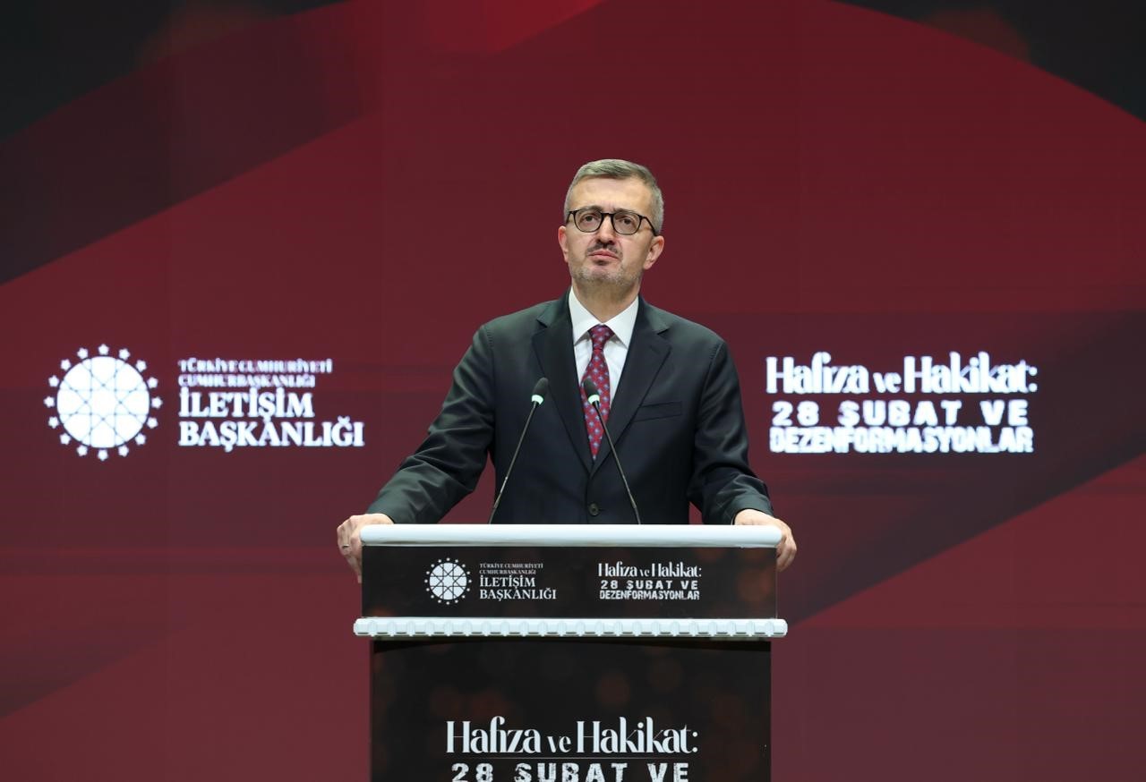 İletişim Başkanı Duran: "İran’ın egemenliğini ihlal eden saldırıları esefle karşılıyoruz"
