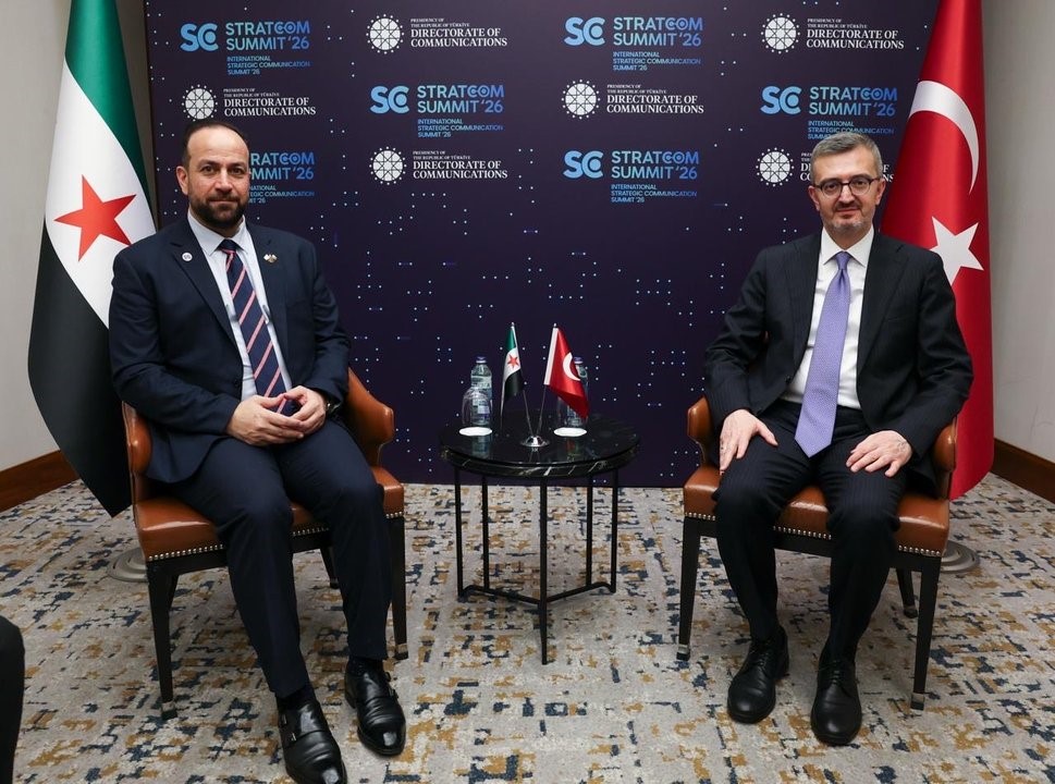 İletişim Başkanı Duran, Suriye Enformasyon Bakanı el-Mustafa ile görüştü
