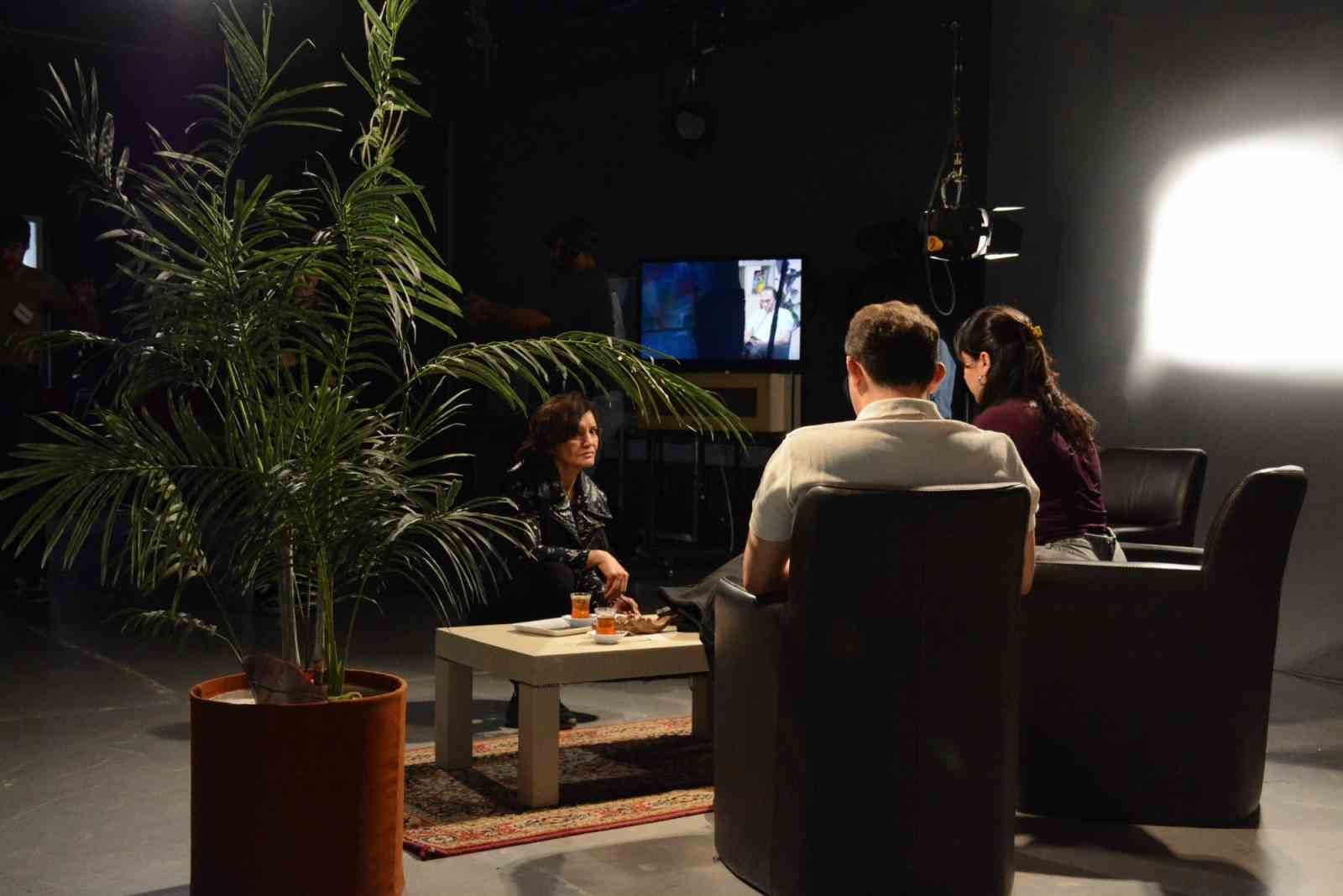 İletişim Buluşmaları’nda Yönetmen İncekol öğrencilerle bir araya geldi
