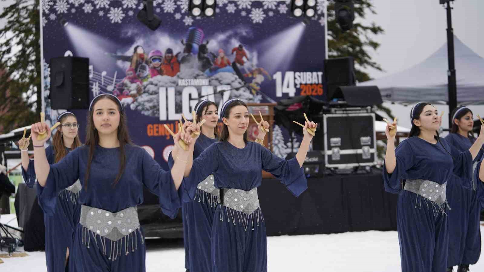 Ilgaz Dağı’nda Sevgililer Günü’nde düzenlenen festival yoğun ilgi gördü
