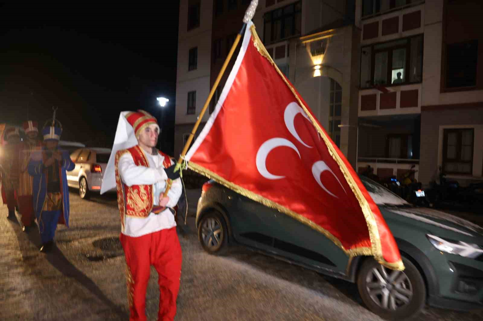 İlk sahura mehteranla kalktılar
