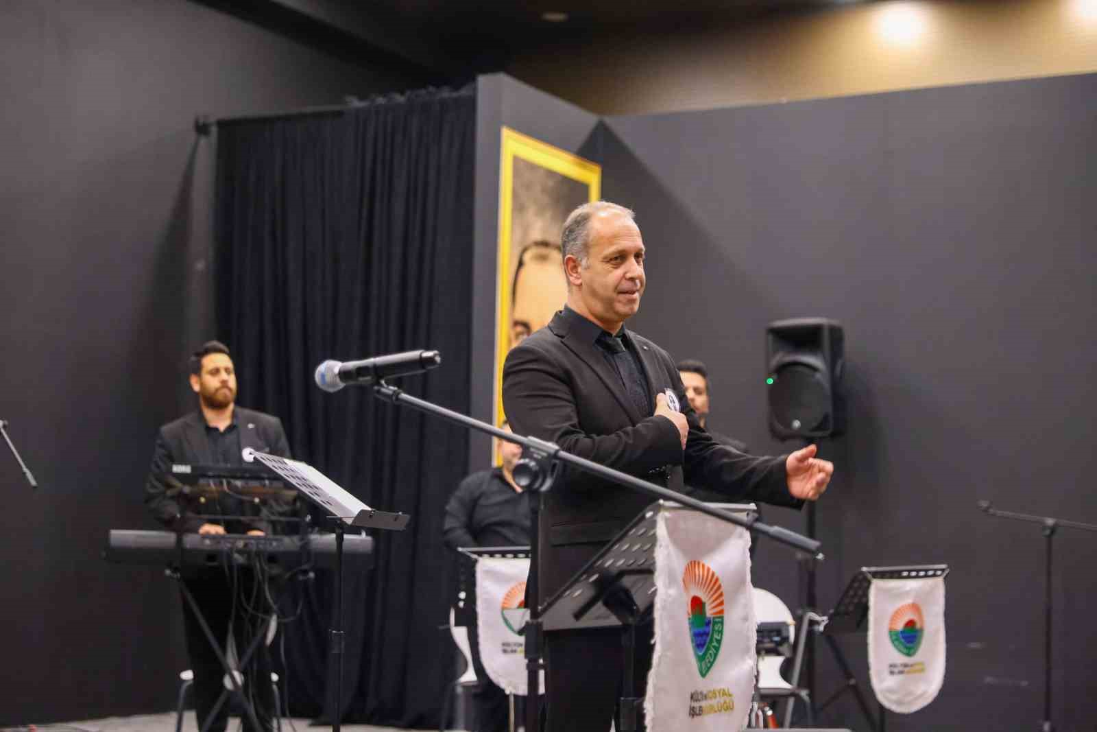 İlkadım Belediyesi Çocuk Korosu, Barış Manço’nun şarkılarını seslendirdi
