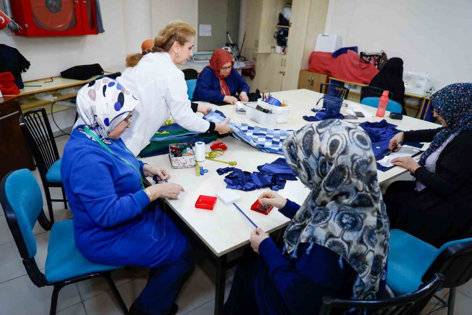 İlkadım’da atık malzemeler el emeğine dönüşüyor
