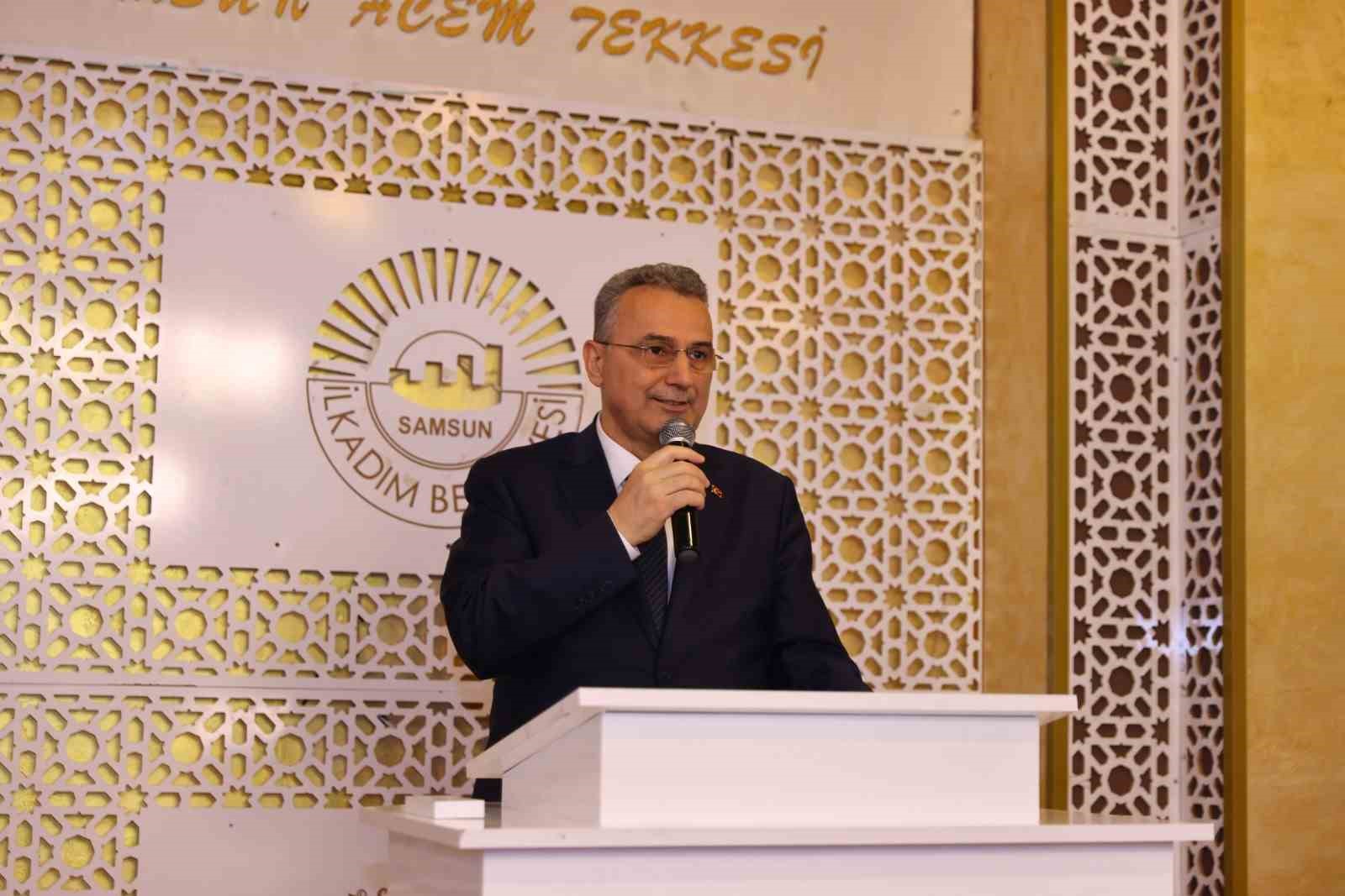 İlkadım’da bayramlaşma programına yoğun katılım
