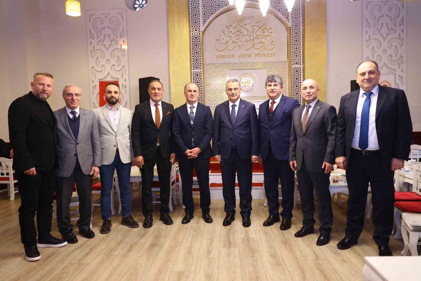 İlkadım’da bayramlaşma programına yoğun katılım
