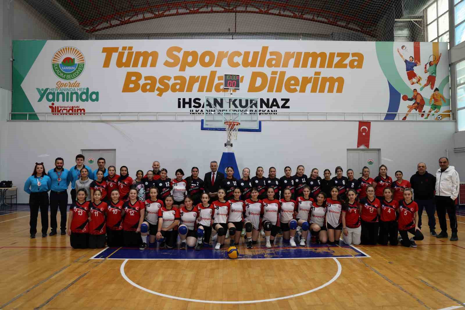 İlkadım’dan sporculara eğitim desteği
İlkadım’dan sporculara eğitim desteği