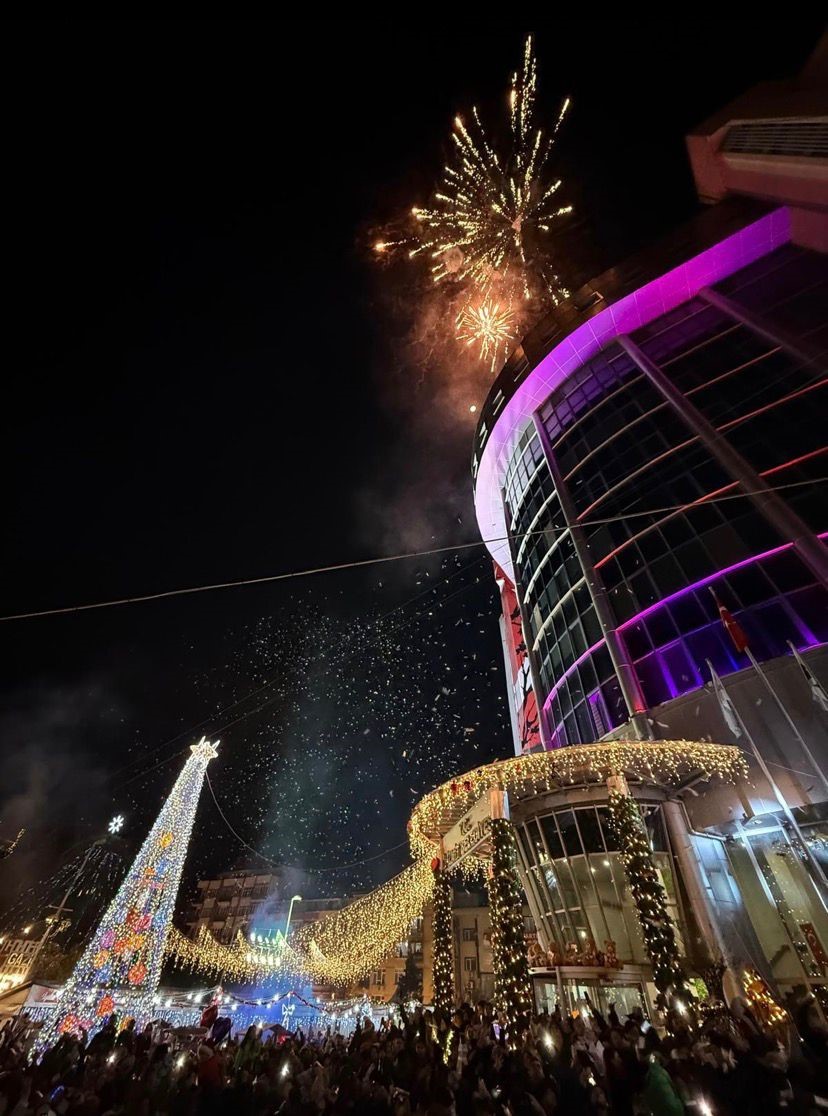 İlker Kazan: "Bazı organizasyon giderleri kamuoyundan gizlendi"
İlker Kazan: "Bazı organizasyon giderleri kamuoyundan gizlendi"
