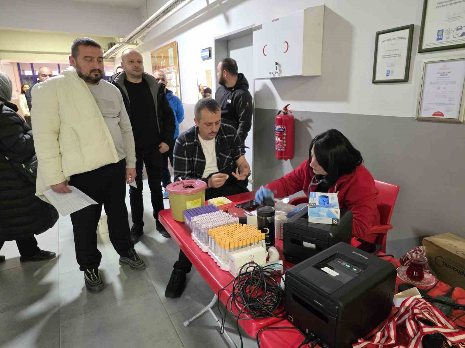 İlkokulda kan bağışı kampanyasına destek
İlkokulda kan bağışı kampanyasına destek