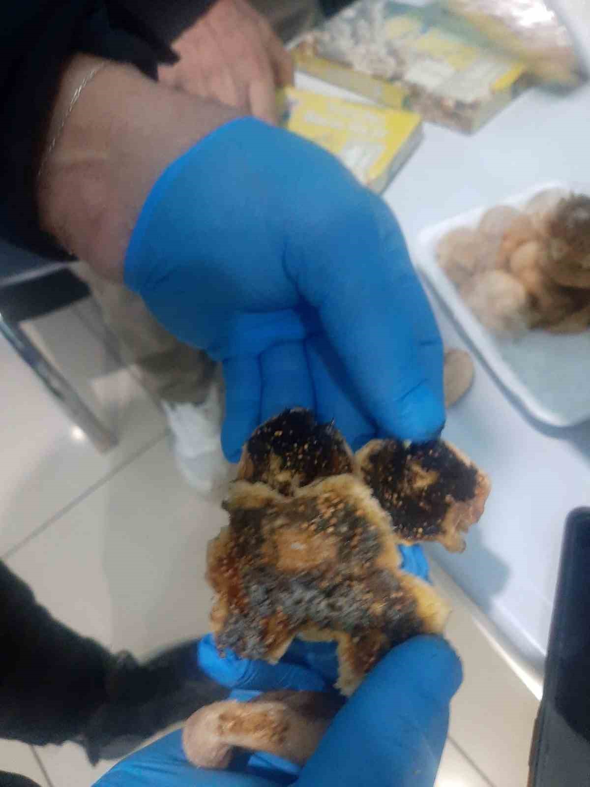 İncir paketleri üzerinde son kullanma tarihi hilesi
