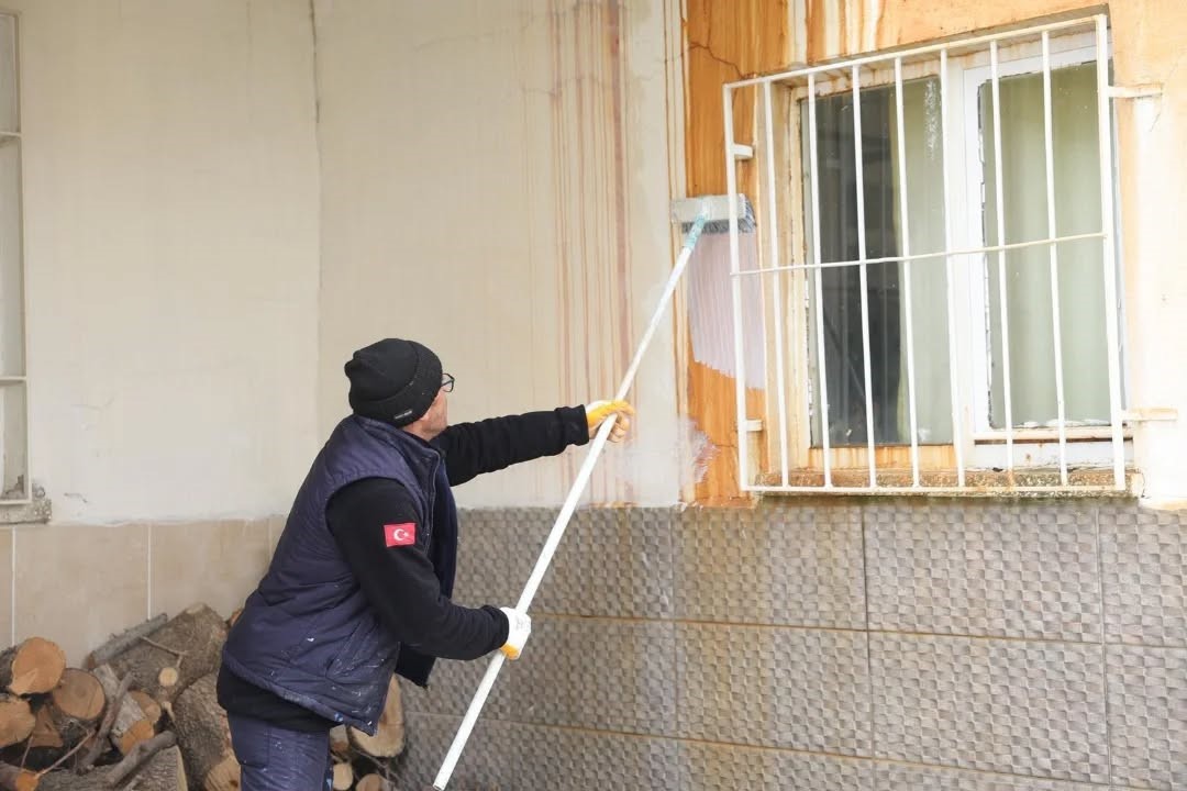 İncirliova Belediyesi’nden camilerde Ramazan temizliği
