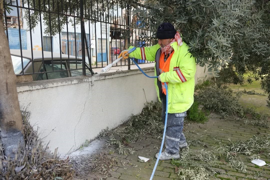 İncirliova Belediyesi’nden camilerde Ramazan temizliği
