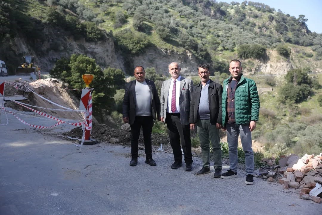 İncirliova’da çökme yaşanan yolda çalışmalar sürüyor
