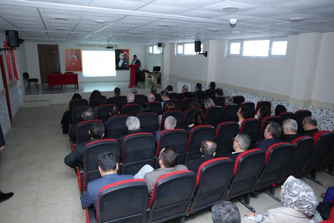 İncirliova’da ikinci dönem eğitim tedbirleri masaya yatırıldı
