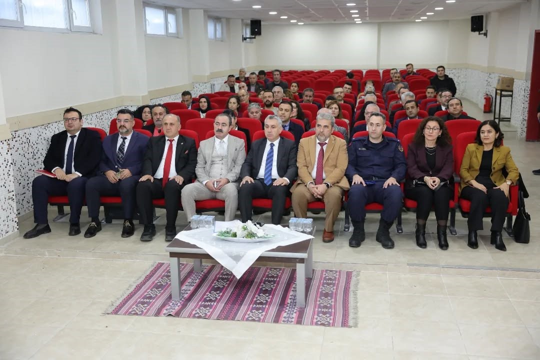 İncirliova’da ikinci dönem eğitim tedbirleri masaya yatırıldı
