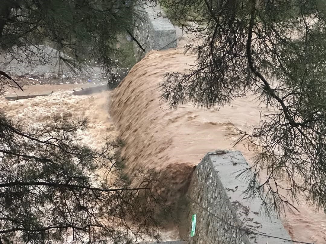 İncirliova’da sağanak sonrası 9 ev tahliye edildi
