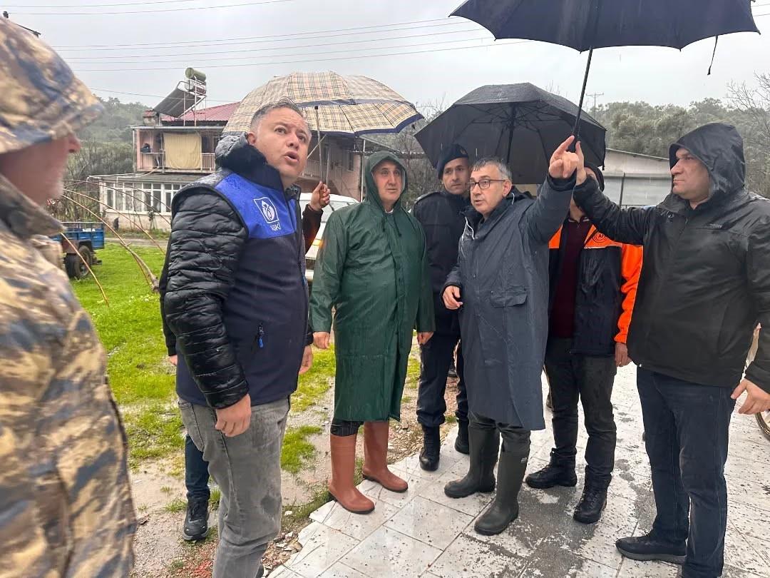 İncirliova’da sağanak sonrası 9 ev tahliye edildi
