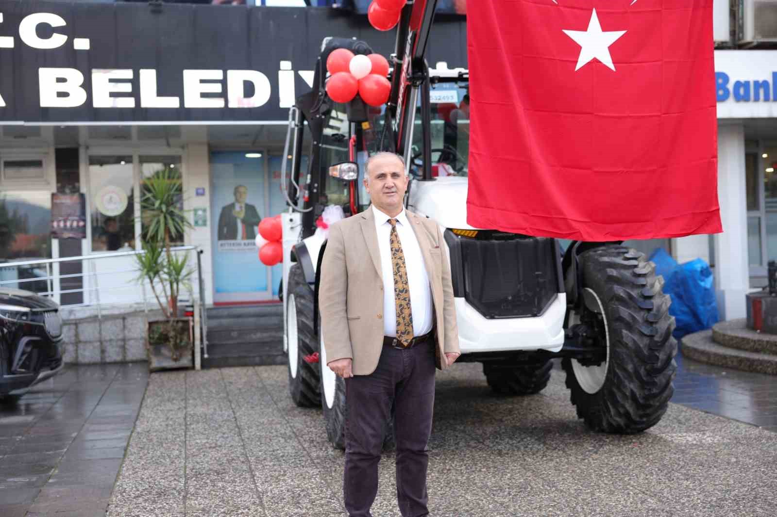 İncirliova’ya Bakanlıktan 7 milyon 500 bin TL hibe desteği
İncirliova’ya Bakanlıktan 7 milyon 500 bin TL hibe desteği